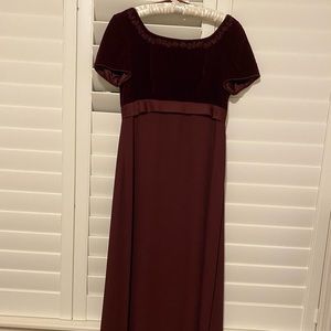 Liz Claiborne Maxi Velvet Bodice Size 8 Dress